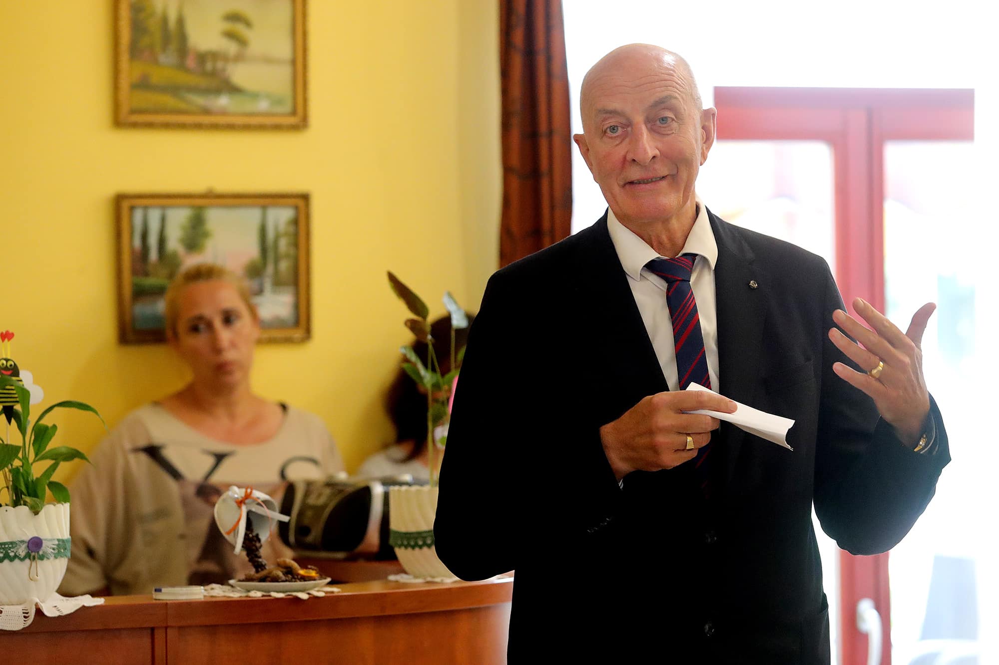 Nyugdíjba küldené a Fidesz a saját körmendi polgármesterét, ő azonban lázadni készül