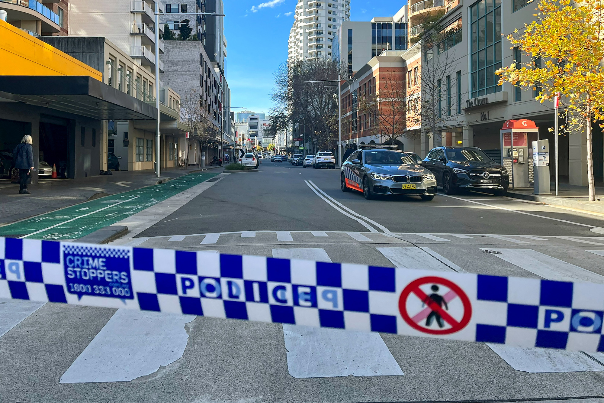 Lelőttek egy férfit Sydney egy forgalmas bevásárlónegyedében