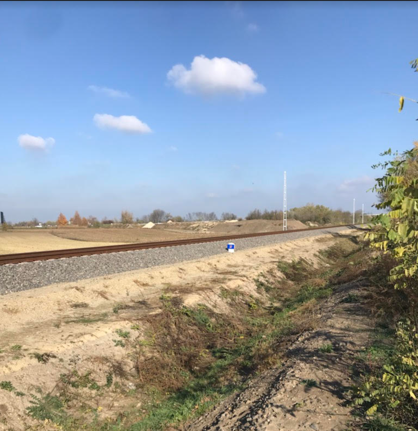 Műszaki és technikai problémák miatt leáll a Szeged-Röszke vasútvonal építése
