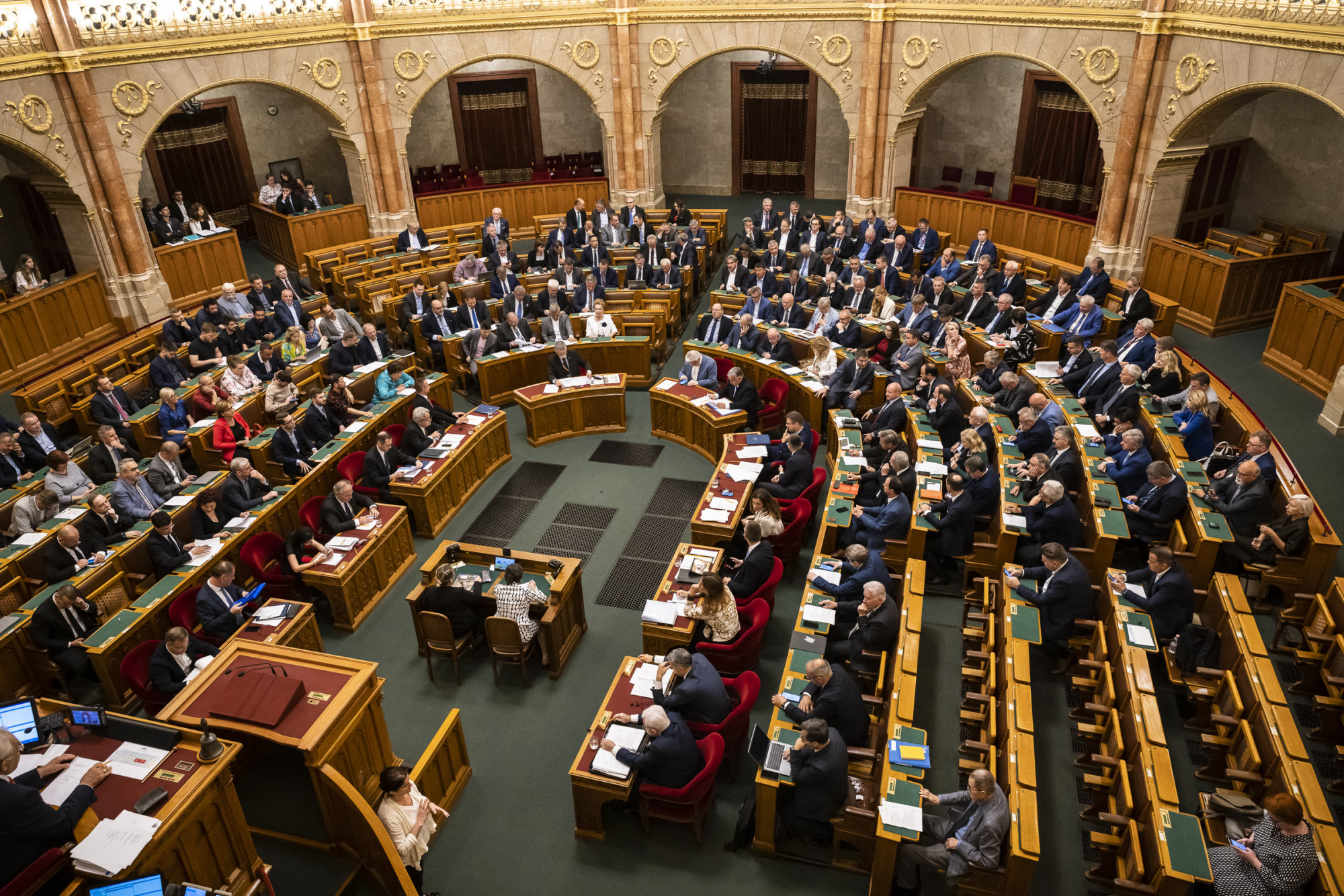 Rendkívüli parlamenti ülés lesz jövő héten a szuverenitásvédelminek nevezett törvényjavaslatról