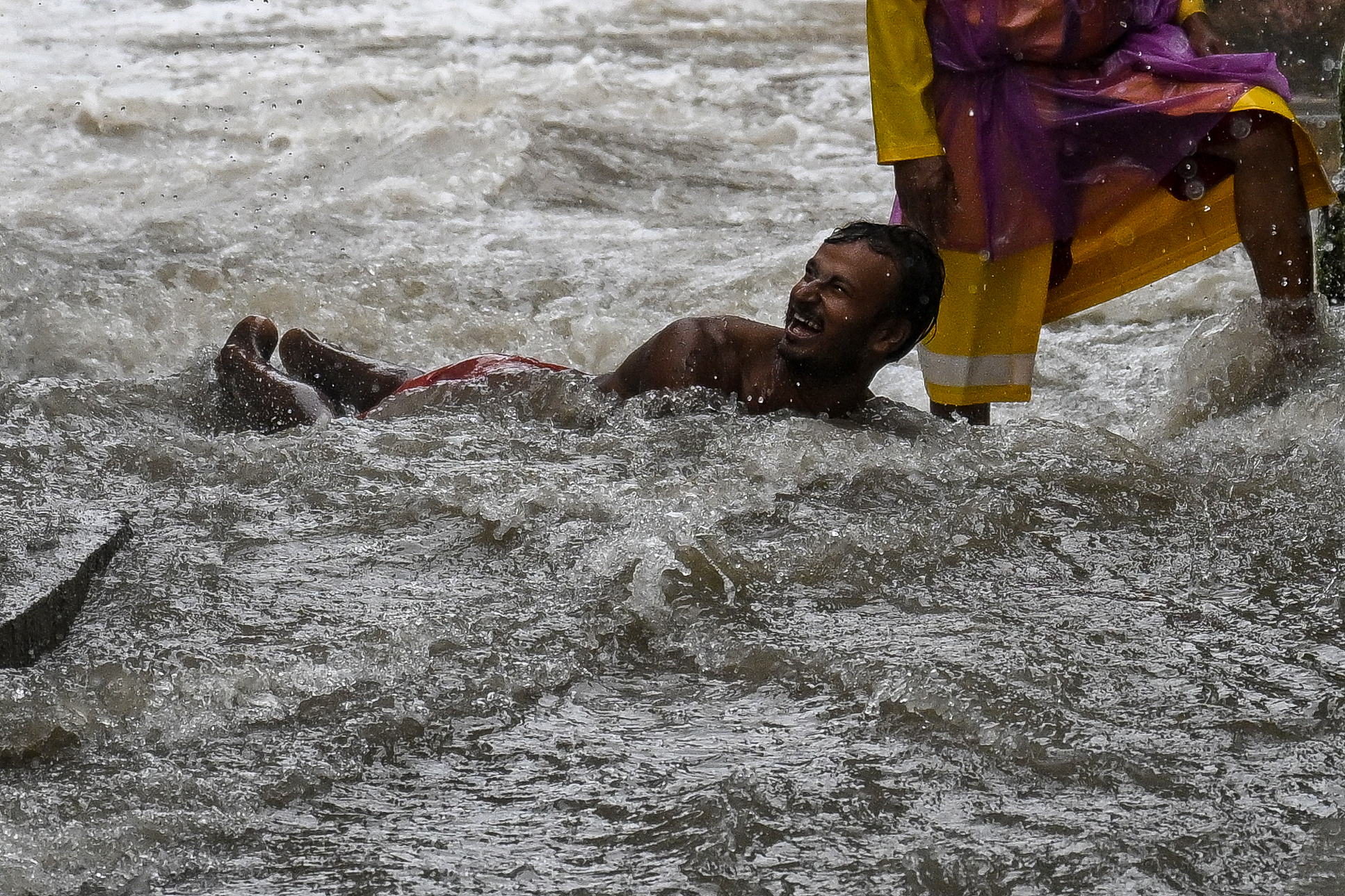 Legalább 22-en meghaltak Indiában áradások miatt