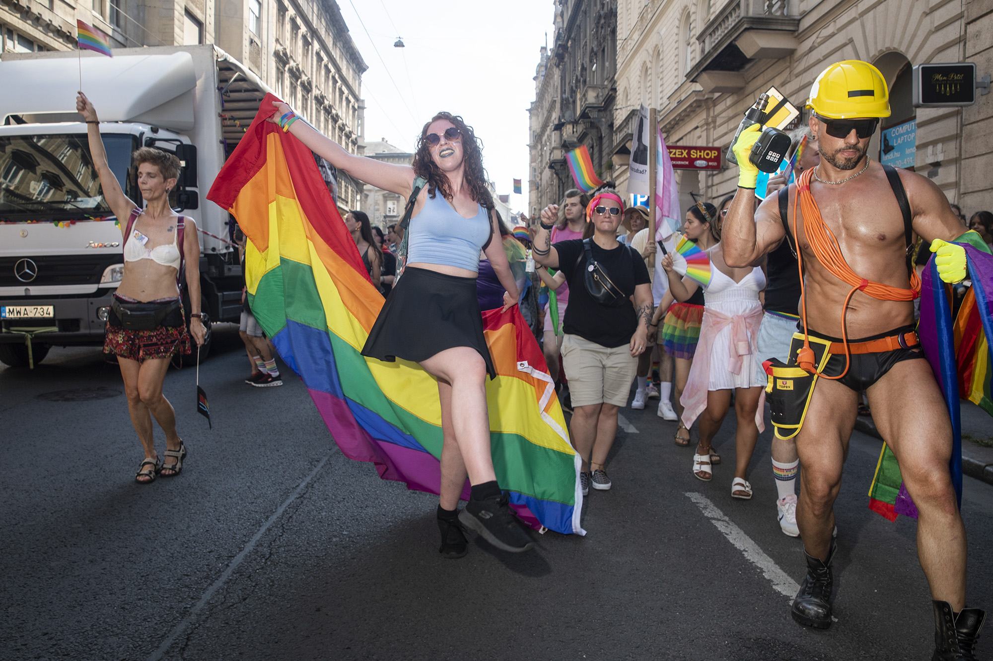 Legyenek láthatóak – huszonkilencedszer vonul szombaton a Budapest Pride