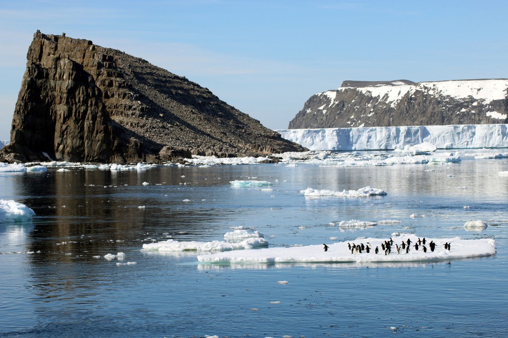 Sosem láttak még olyan kevés tengeri jeget az Antarktisz körül, mint idén
