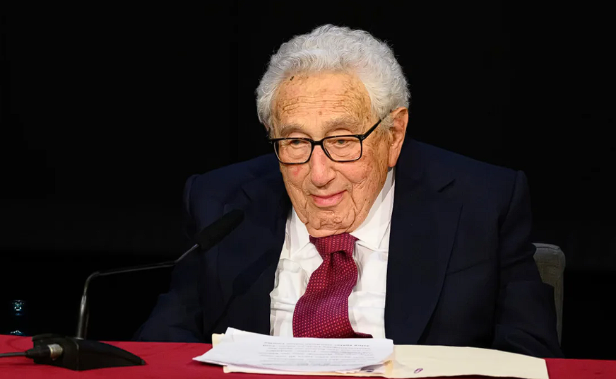 Hszi Csin-Ping és Kissinger körbeudvarolta egymást Kínában