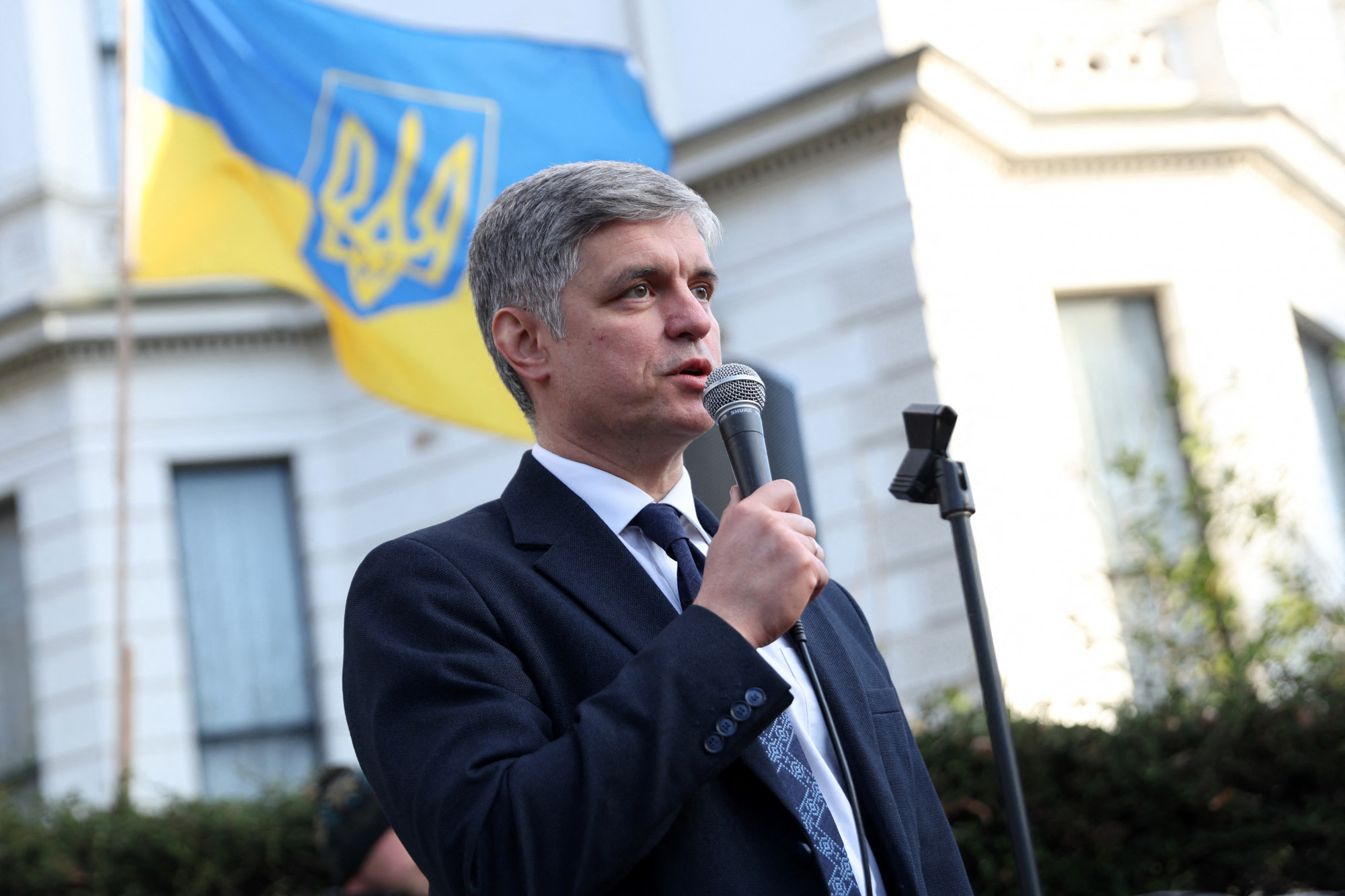 Beszólt Zelenszkijnek, visszahívták Ukrajna nagy-britanniai nagykövetét