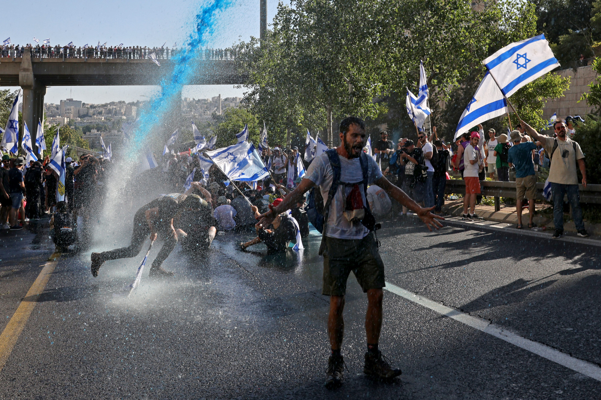 Izrael megtette az első lépést az autokrácia felé