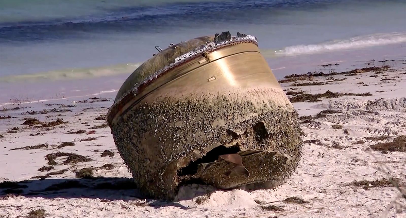 Az ausztrál tengerparton talált rejtélyes fémtárgy egy indiai rakéta alkatrésze