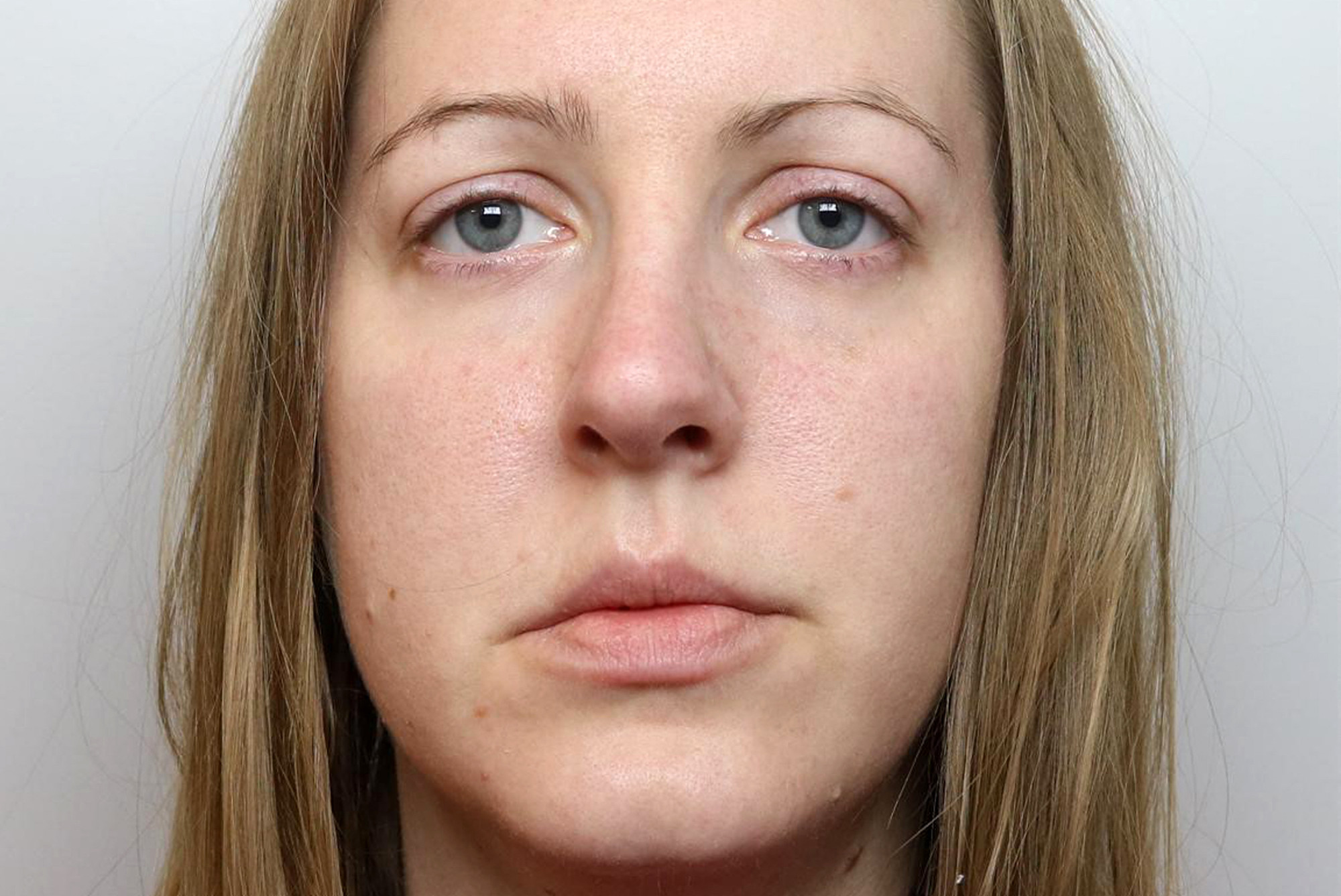 Életfogytiglanra ítélték a brit nővért, aki hét csecsemőt gyilkolt meg