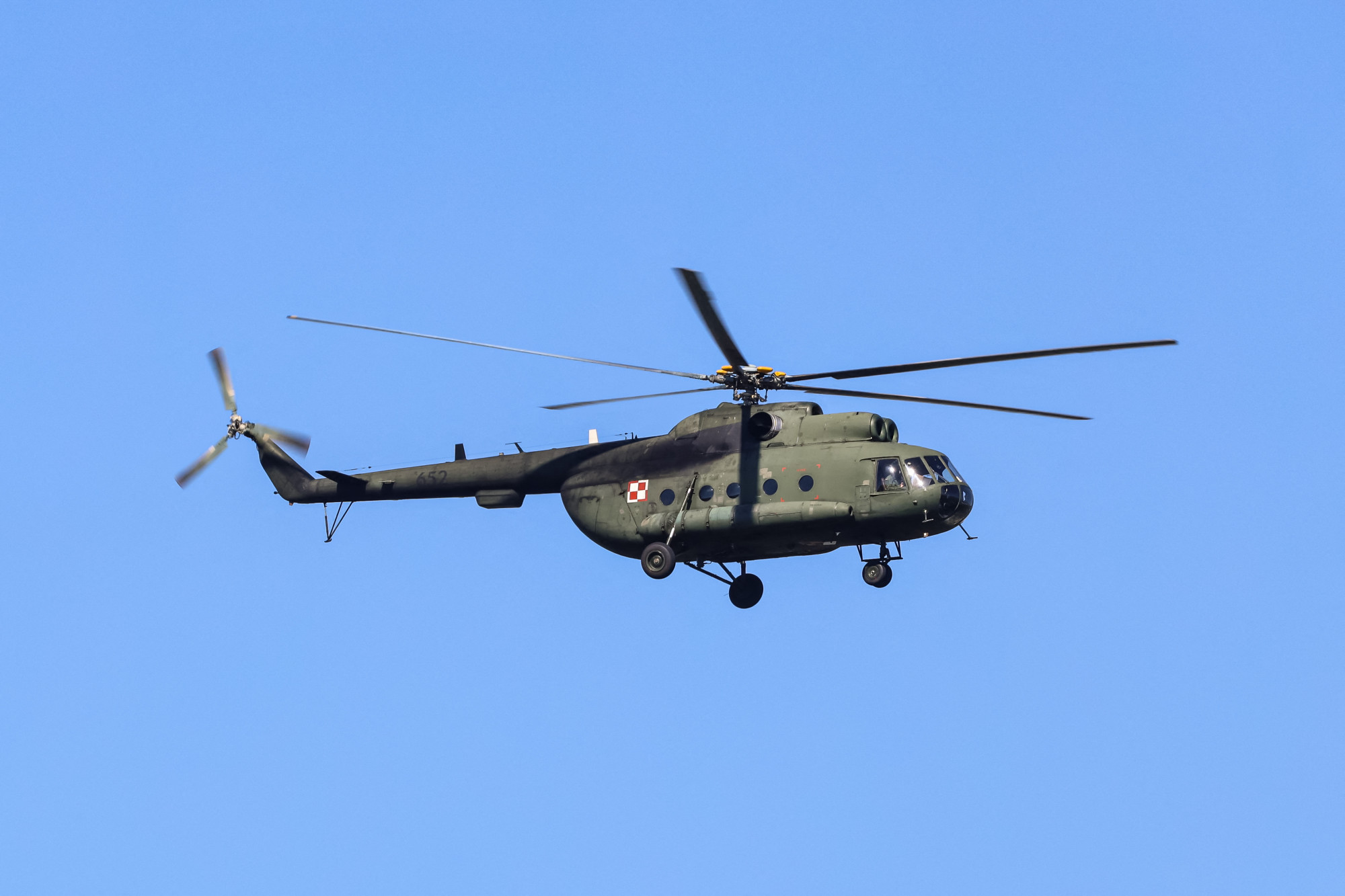 Lezuhant az FSZB egyik helikoptere, mind a négy utas meghalt