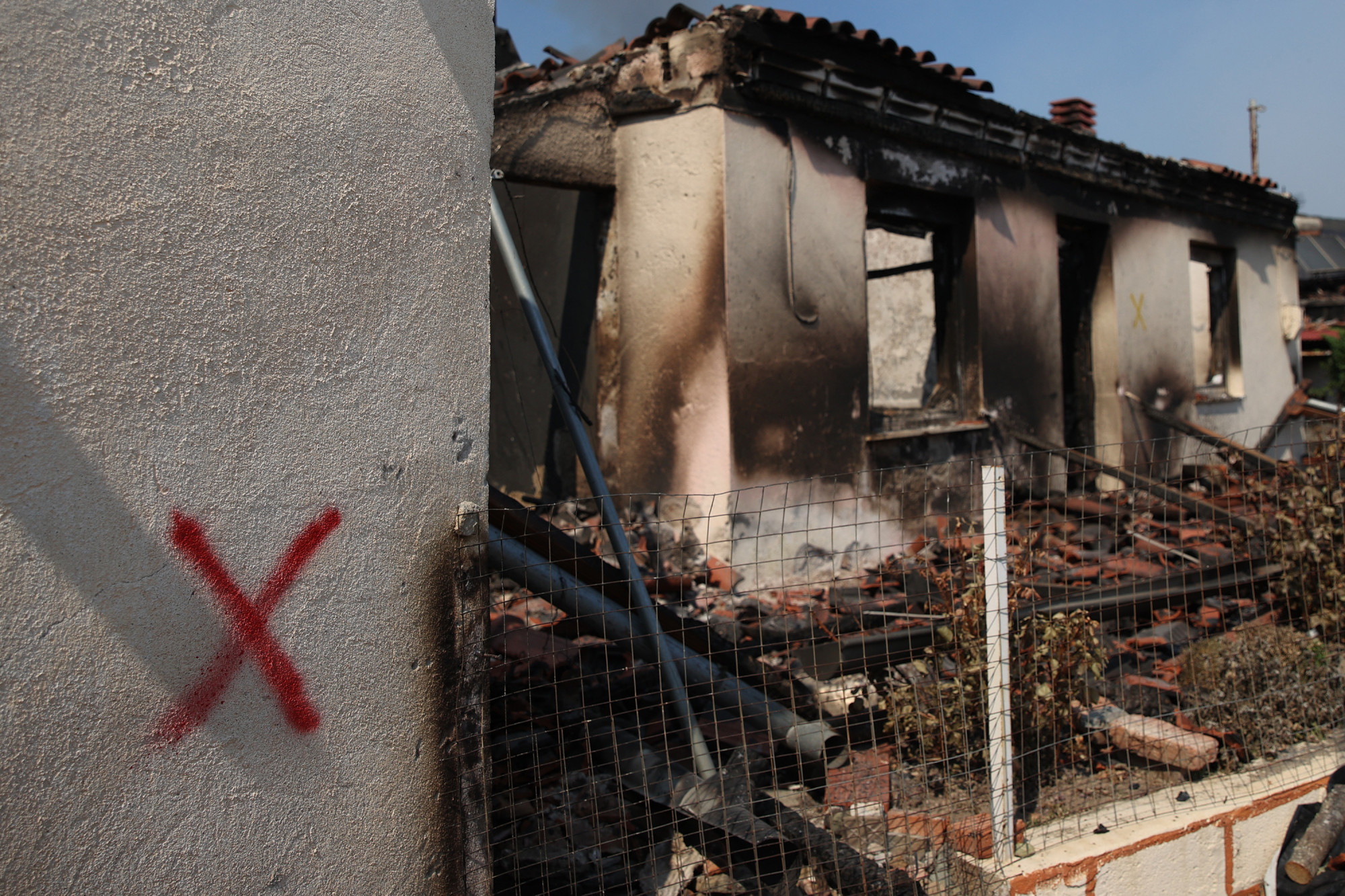 20 éve nem látott tűzvész pusztít Görögországban, már New York méreténél nagyobb terület égett le