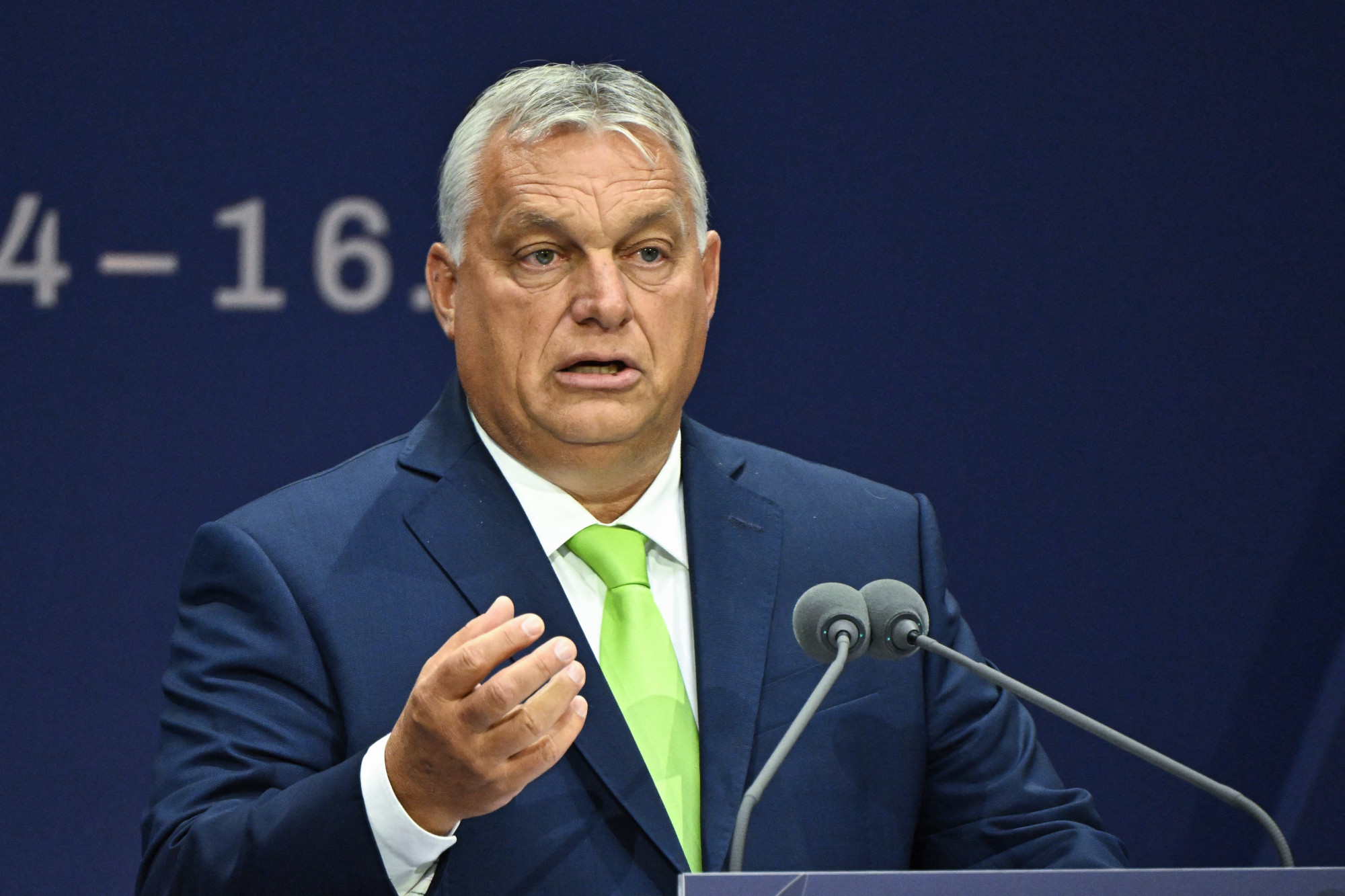 Orbán: Papa, mama, gyerekek, csupaszív szeretet