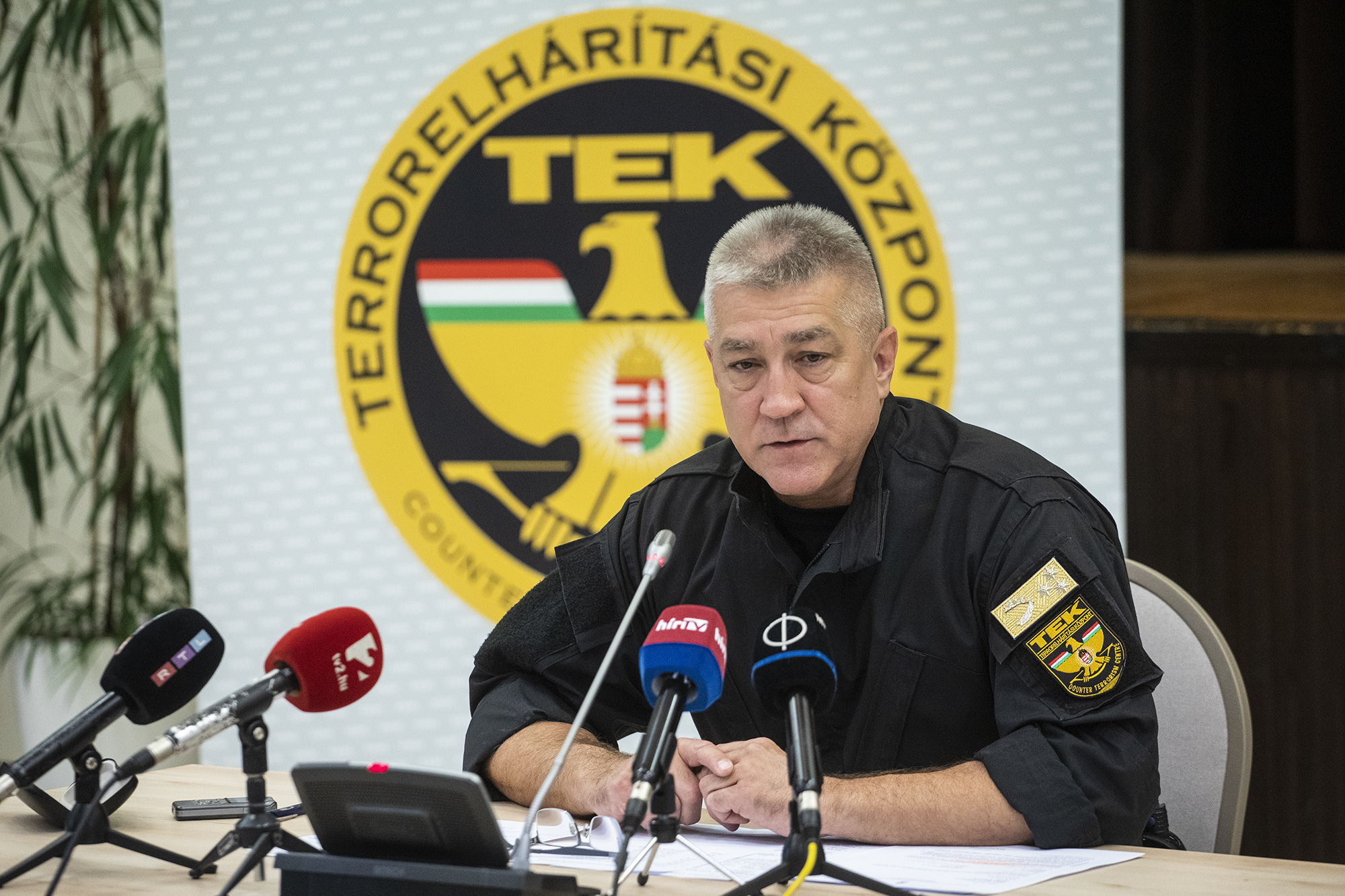 Magyar Péter kirúgja Hajdu Jánost, a TEK főigazgatóját