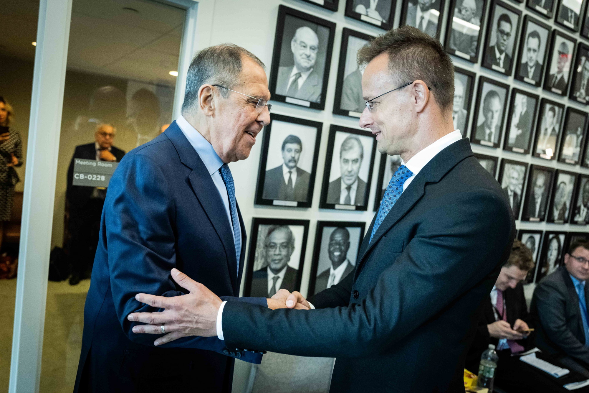 Szijjártó rövid választ kapott, amikor felhozta Lavrovnak az orosz történelemkönyv ügyét