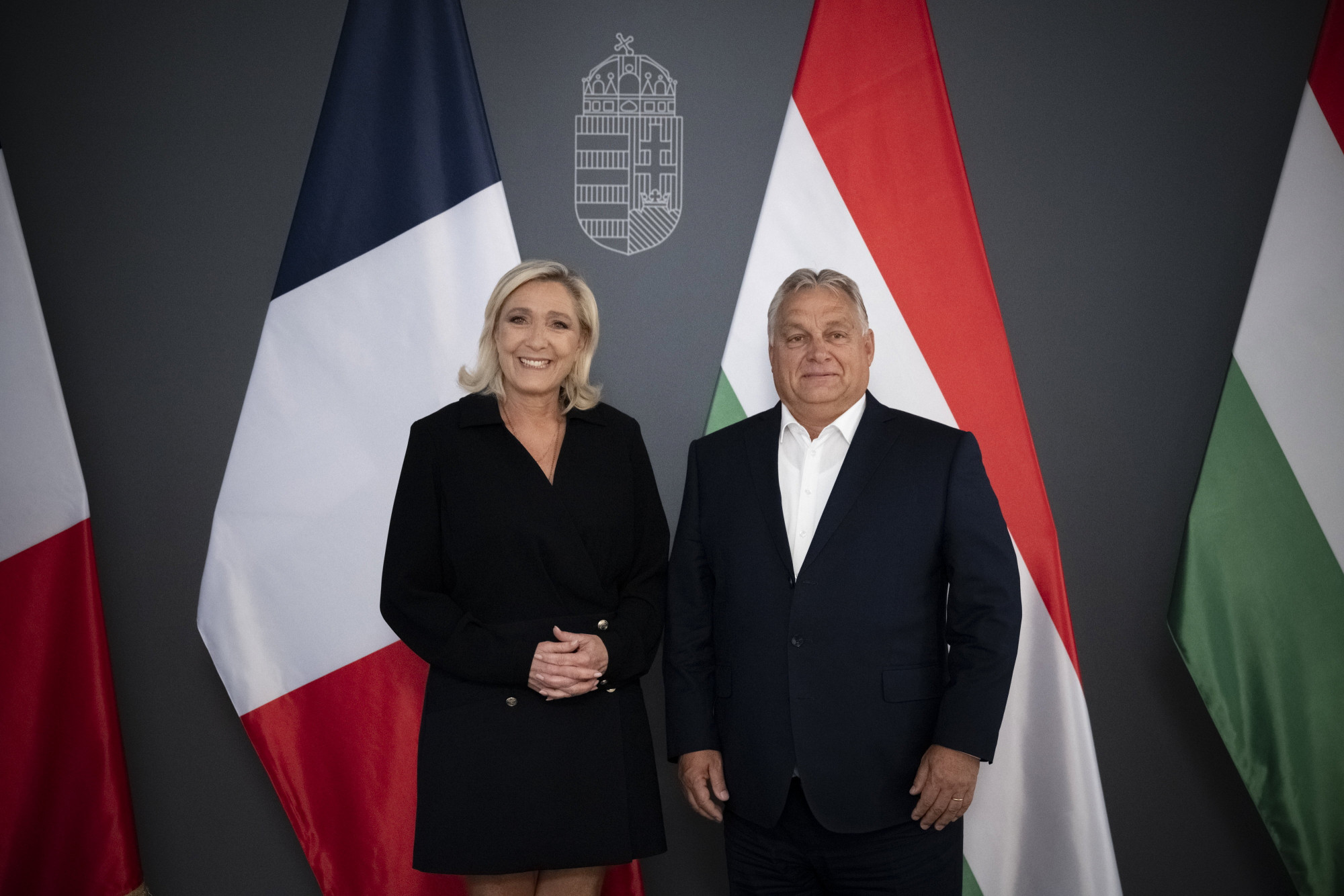 Marine Le Pen beugrott Orbánhoz