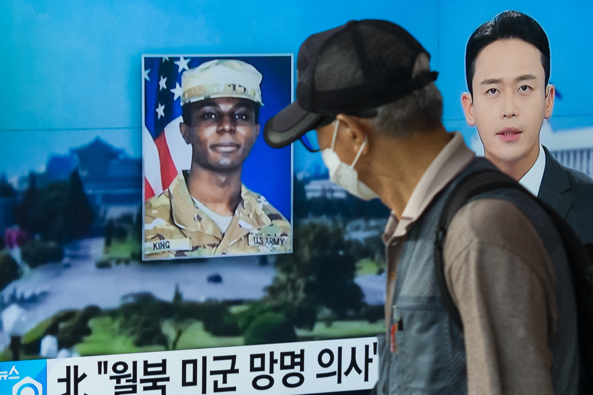 Már amerikai őrizetben van Travis King közlegény, akit két hónap után kitoloncolt Észak-Korea