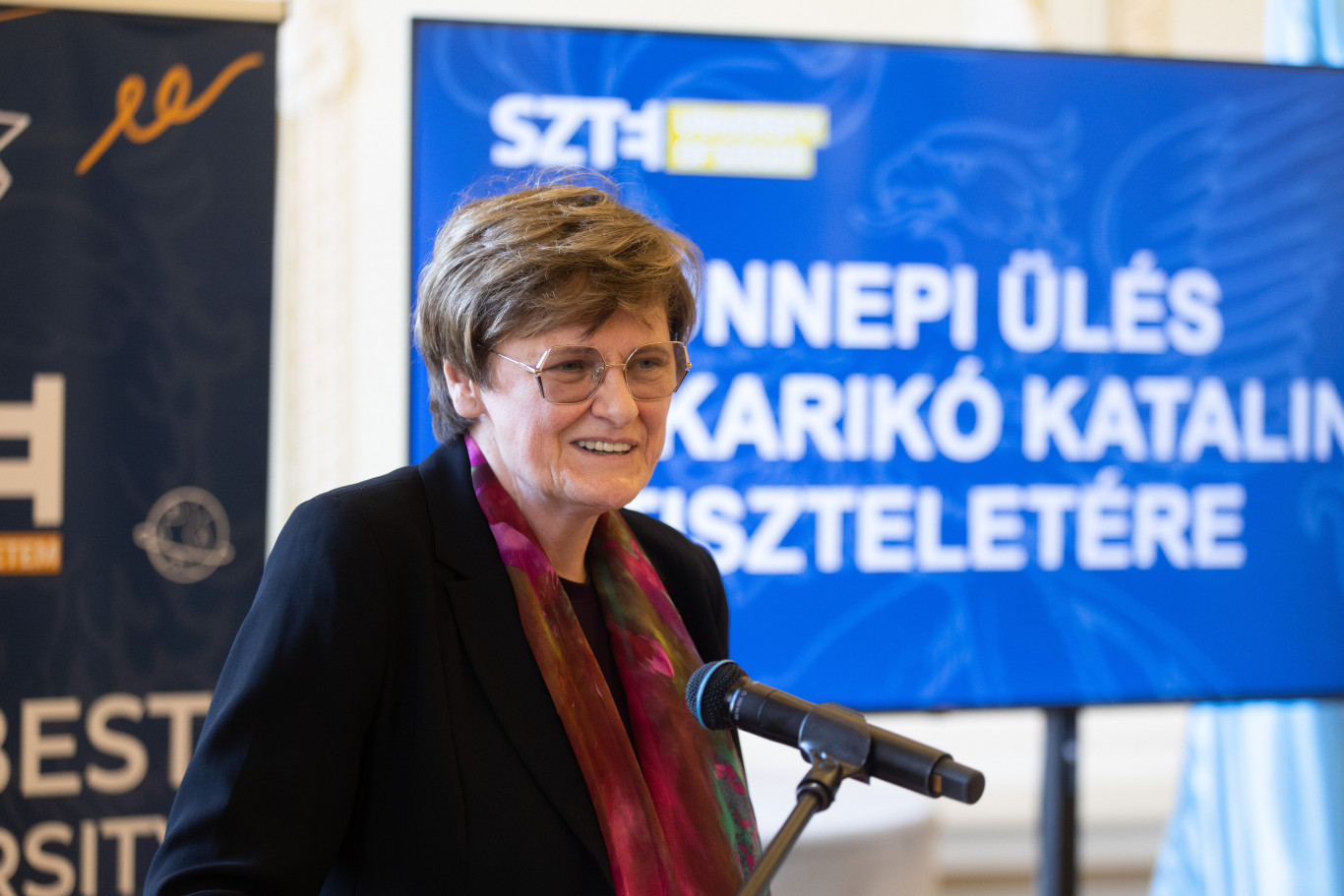 Karikó Katalin a szegedi egyetemnek ajándékozta a Nobel-díját és megalapította a JATE-díjat