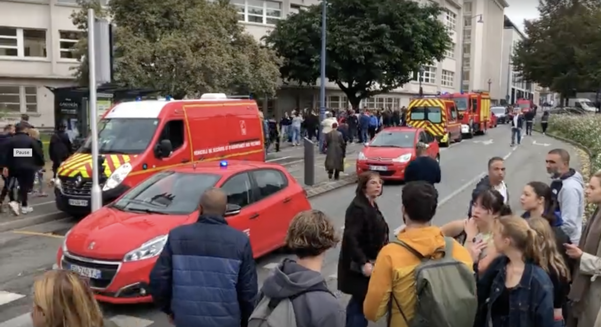 Késes támadás egy francia gimnáziumban: egy tanár meghalt, ketten súlyosan megsérültek