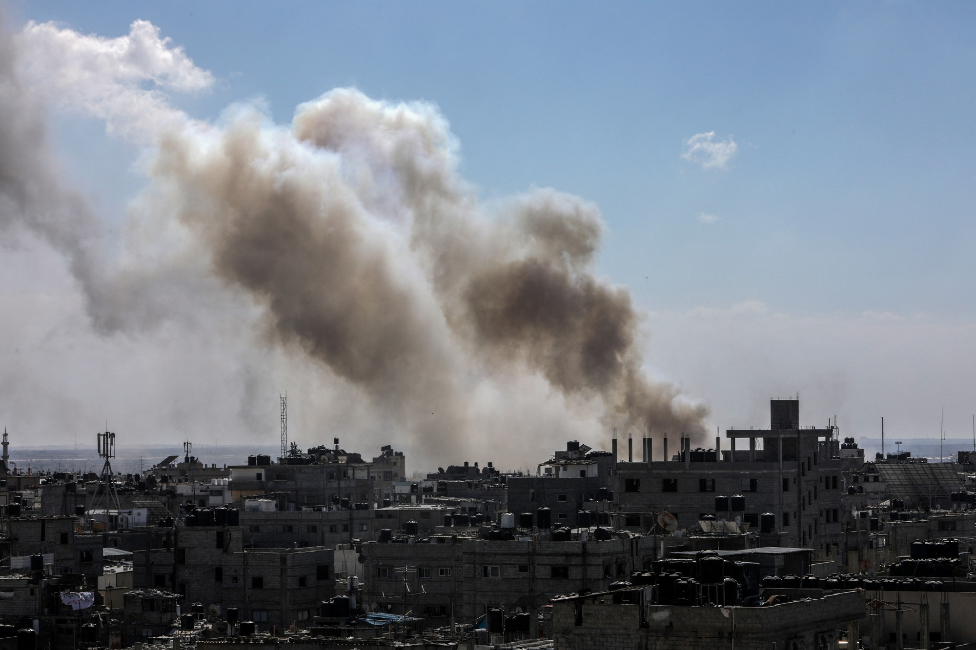 IDF: Az éjszaka megöltük a Hamász légierőinek vezetőjét, és több tucat célpontot támadtunk meg Gázában