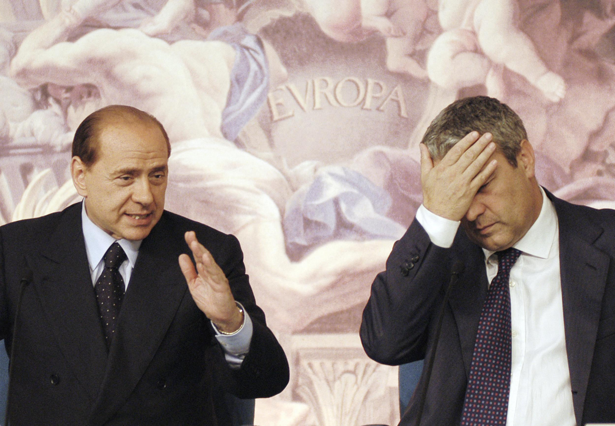 Több mint 20 ezer festmény maradt Berlusconi örököseire, de ennek nagy része bóvli
