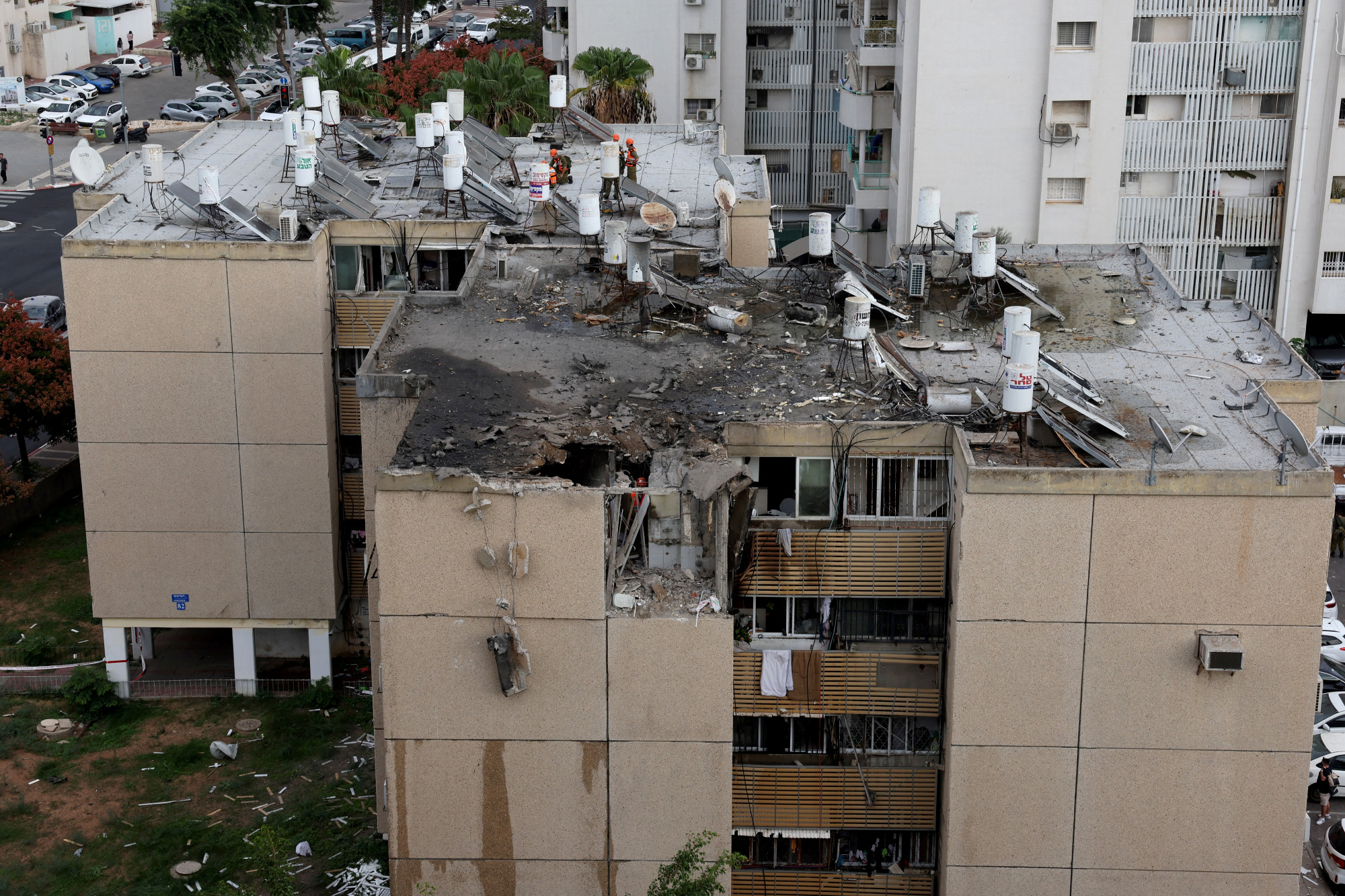 Lakóépületet talált el Tel-Avivban egy Gázából kilőtt rakéta
