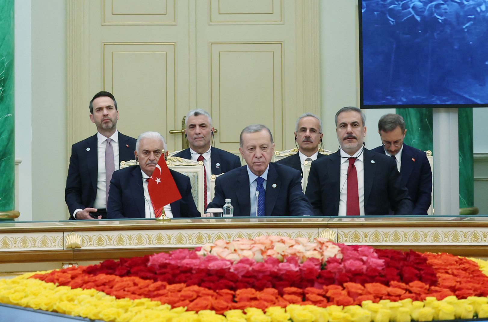 Erdogan a Türk Tanács ülésén emberiesség elleni bűncselekménynek nevezte az izraeli bombázásokat