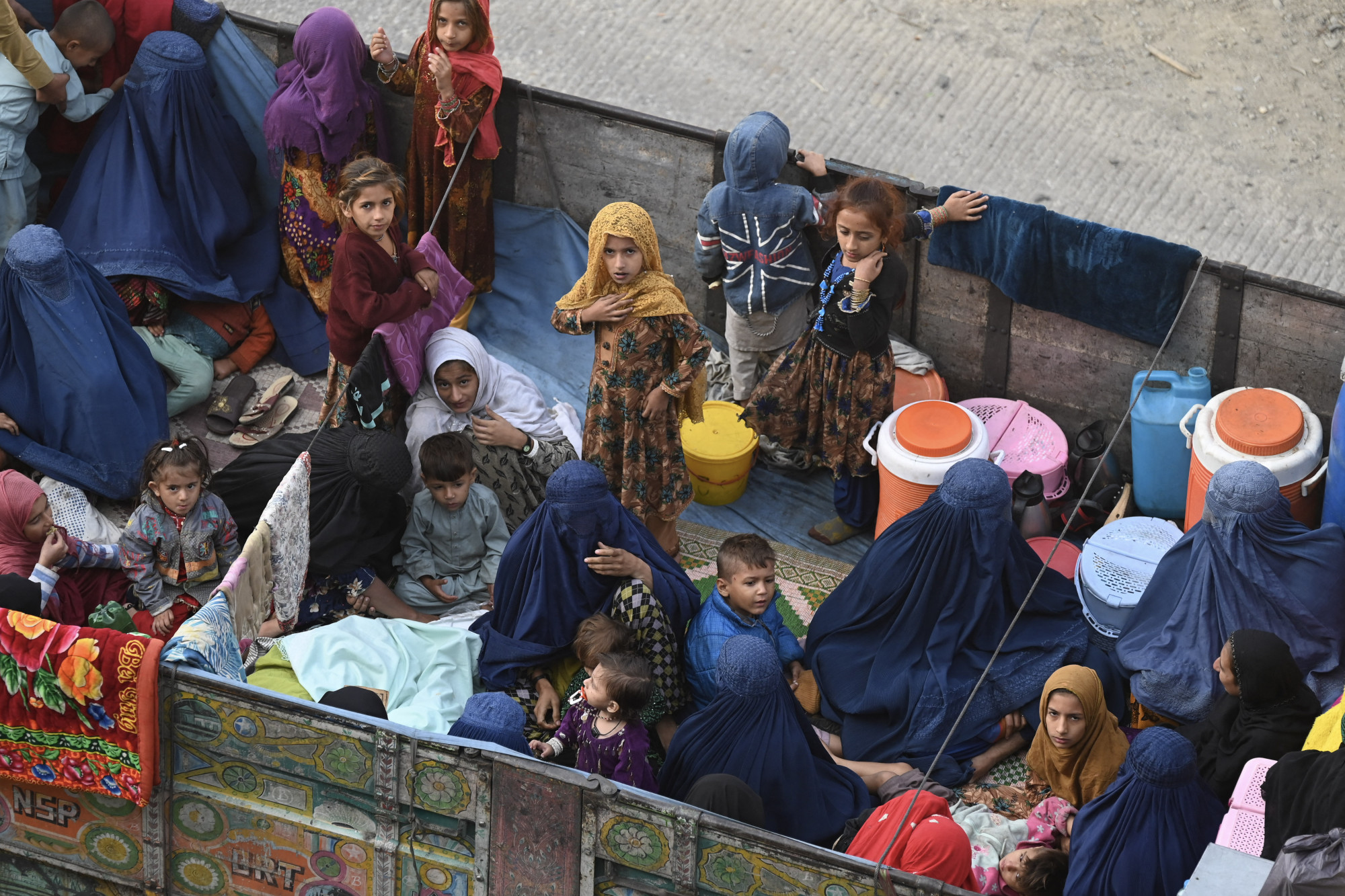 Másfél millió afgán áll a kizsuppolás előtt Pakisztánban
