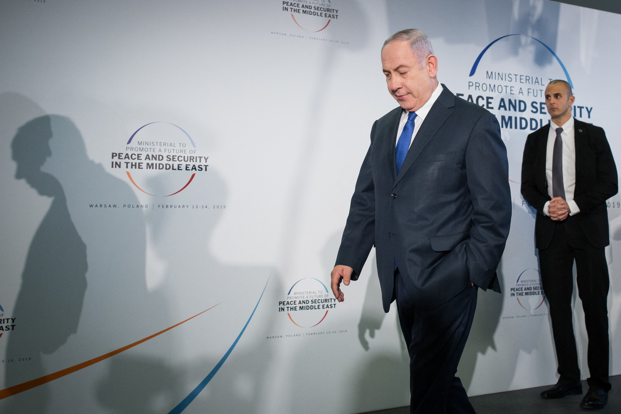 A Gázai övezet elleni atomcsapást is a lehetőségek közé sorolta az egyik izraeli miniszter, emiatt Netanjahu felfüggesztette a részvételét a kormányüléseken