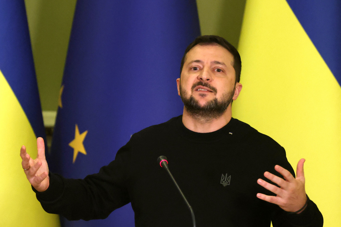 Zelenszkij szerint a nyugati légvédelmi eszközök hiánya miatt tudott az orosz hadsereg benyomulni Harkiv megyébe