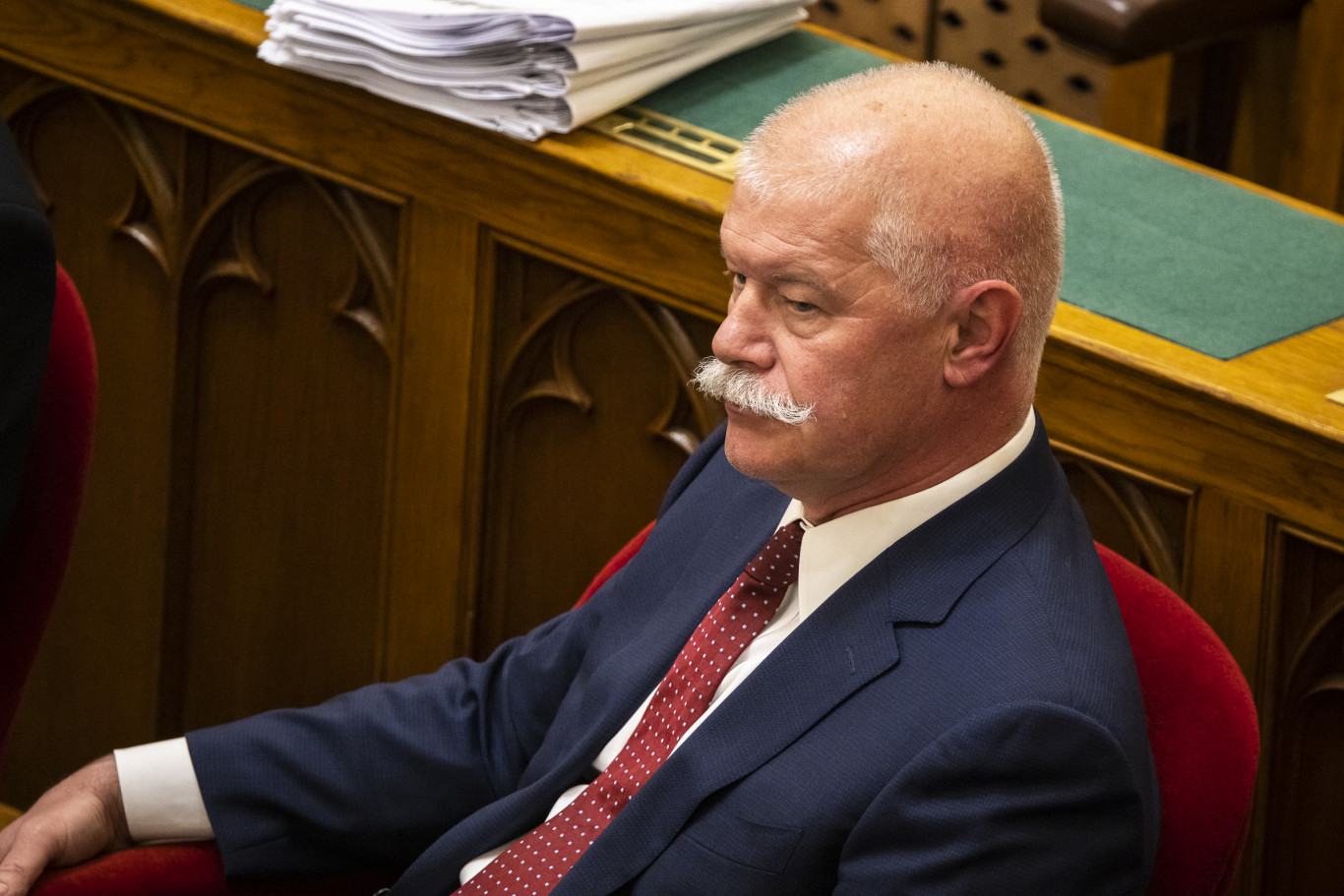 A Zeneakadémia, a miniszter, a teljesítmény és a hazaszeretet