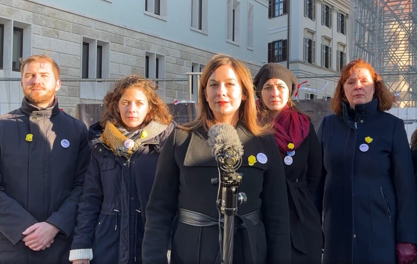A kormány szerint a nők elleni erőszak Brüsszel és a baloldal miatt nő