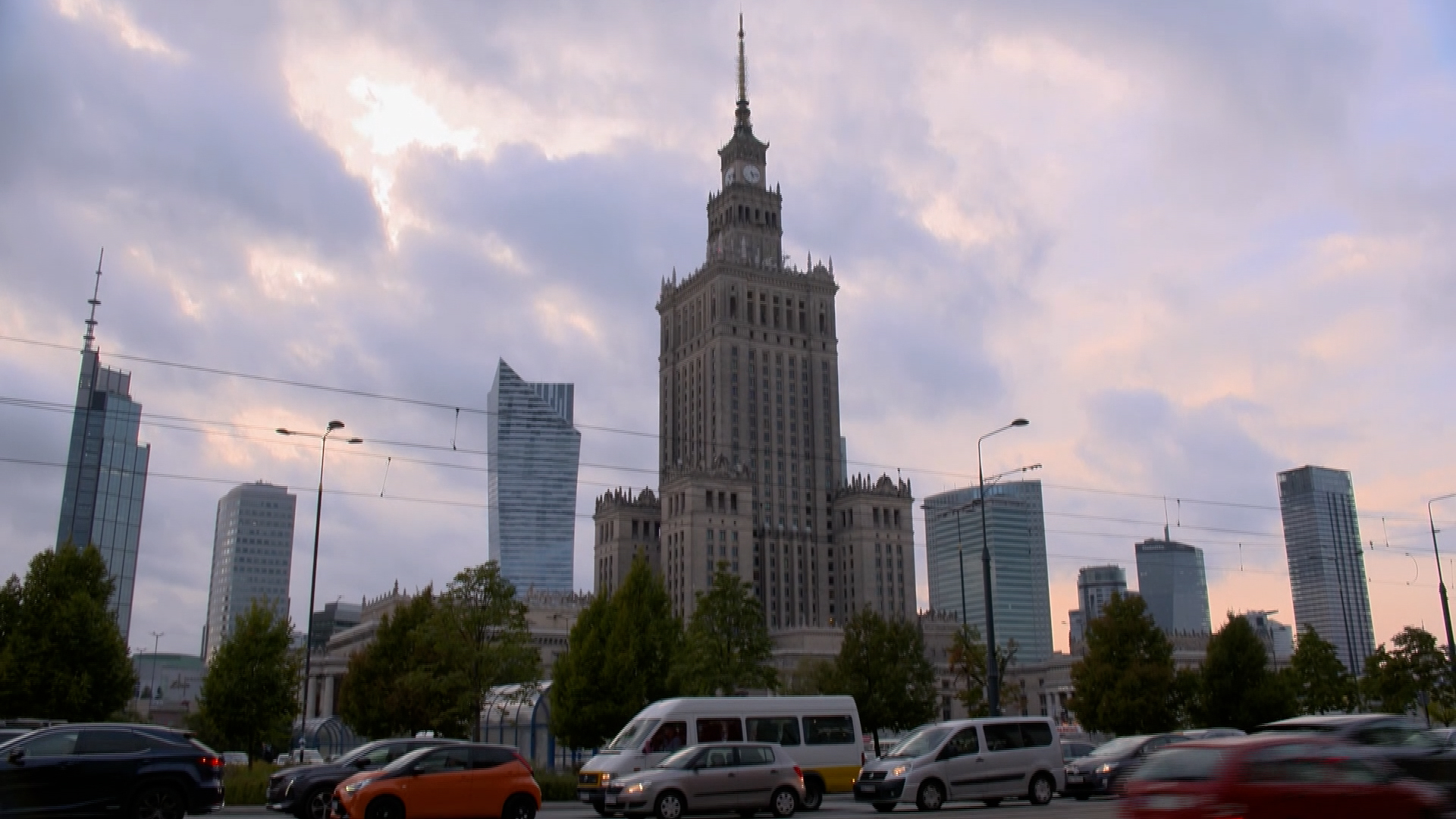 A gyanú szerint a bevándorlásellenes előző lengyel kormány kenőpénzekért adott vízumot vendégmunkásoknak
