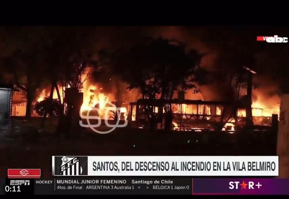 Először esett ki a Santos a brazil élvonalból, lángba borult a város, felgyújtották a játékosok autóit is