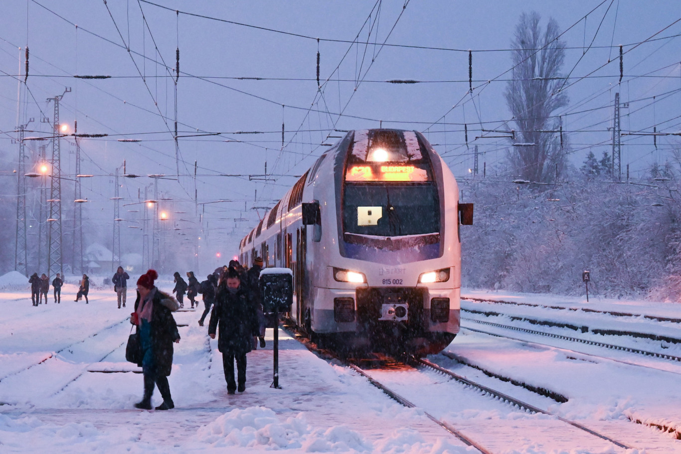 Nem ez lesz a MÁV legizmosabb napja: már most lehalt egy csomó járat