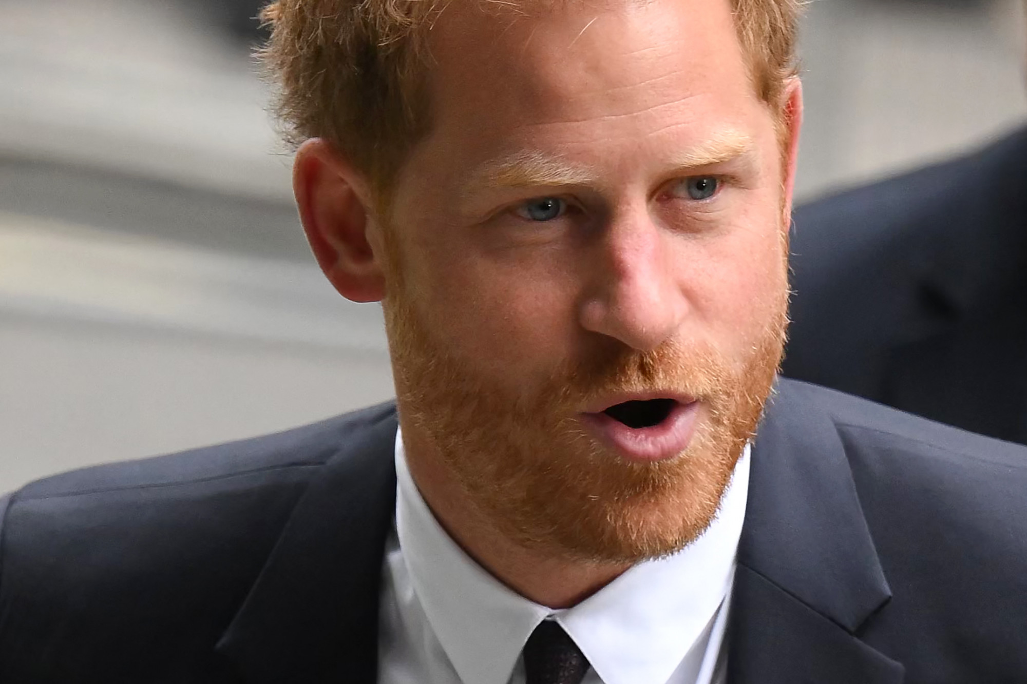 Kimondta a bíróság, hogy a Daily Mirror tényleg lehallgatta Harry herceg telefonját