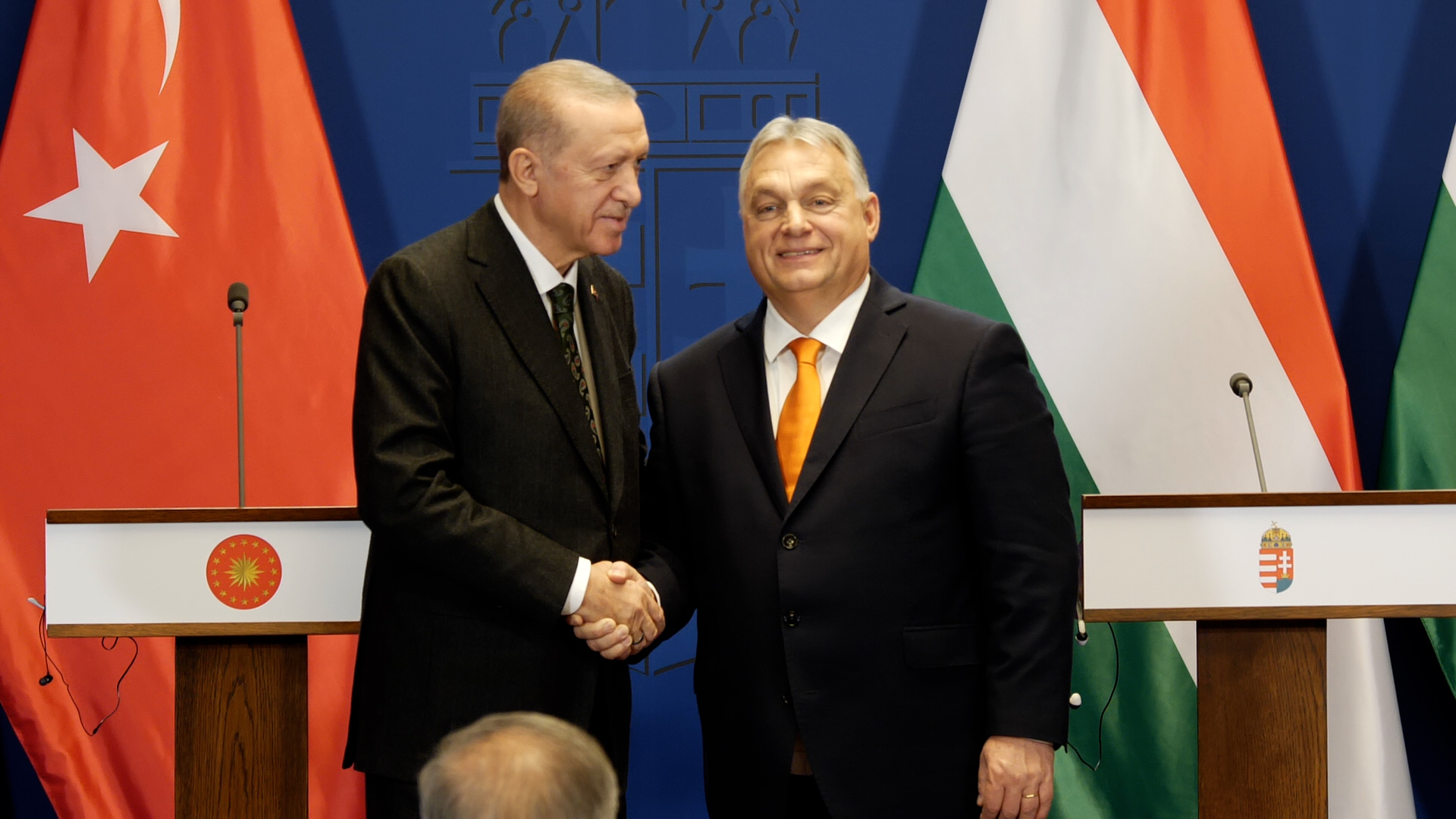 Erdoğan aláírta Svédország NATO-csatlakozását, amit így már csak Magyarország blokkol