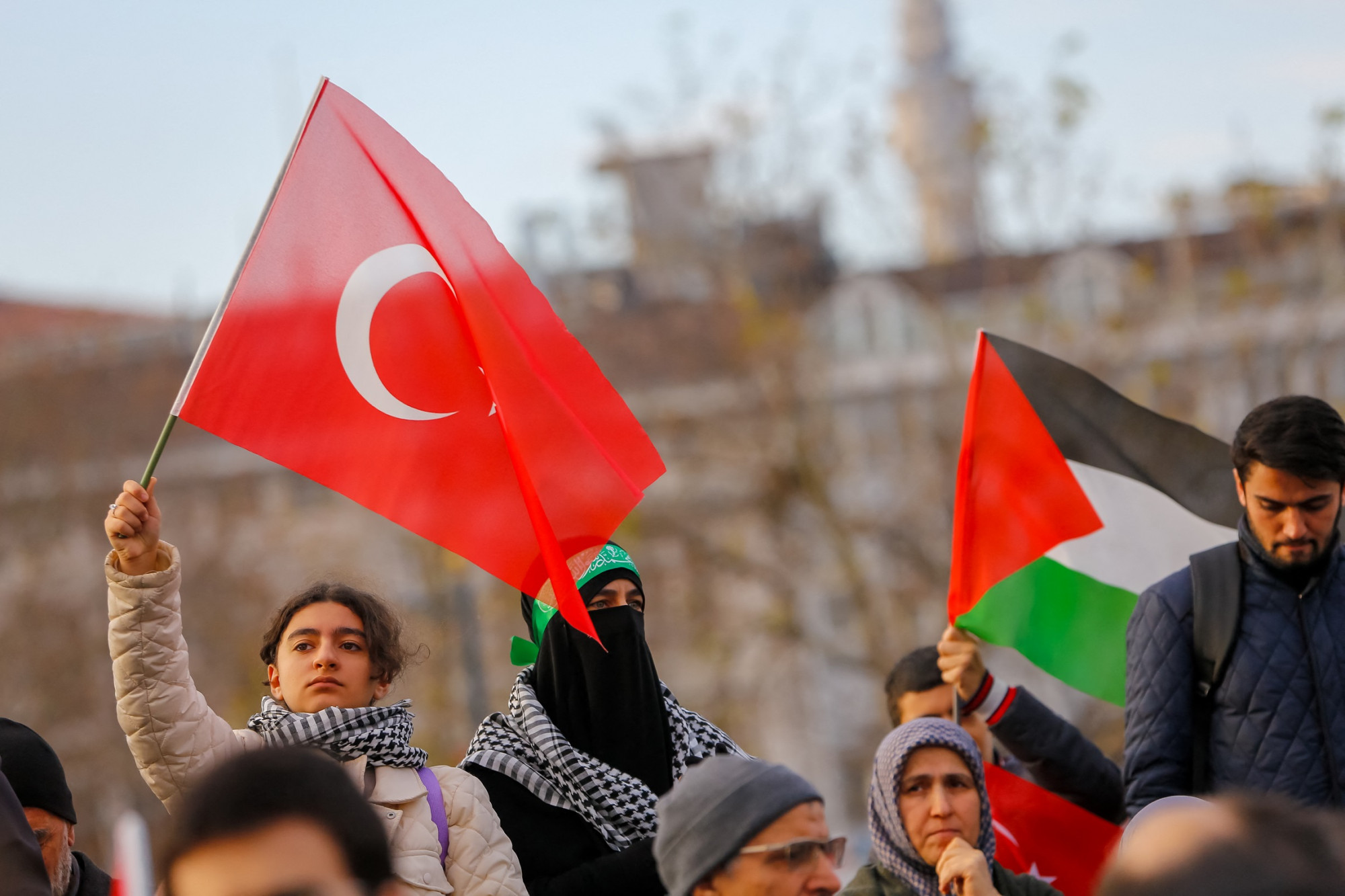 Törökországban őrizetbe vettek 33 embert, akiket azzal gyanúsítanak, hogy Izraelnek kémkedtek