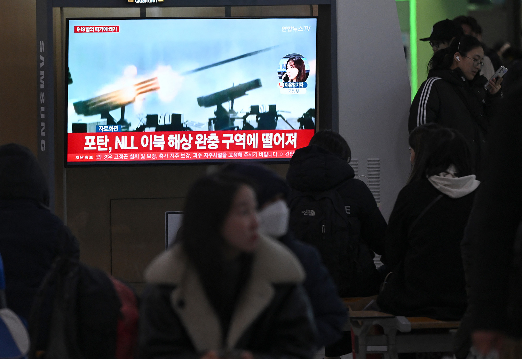 Kim Dzsongunék tovább lövöldöznek a két Korea határán, ahol ezt 2018 óta nem csinálhatnák