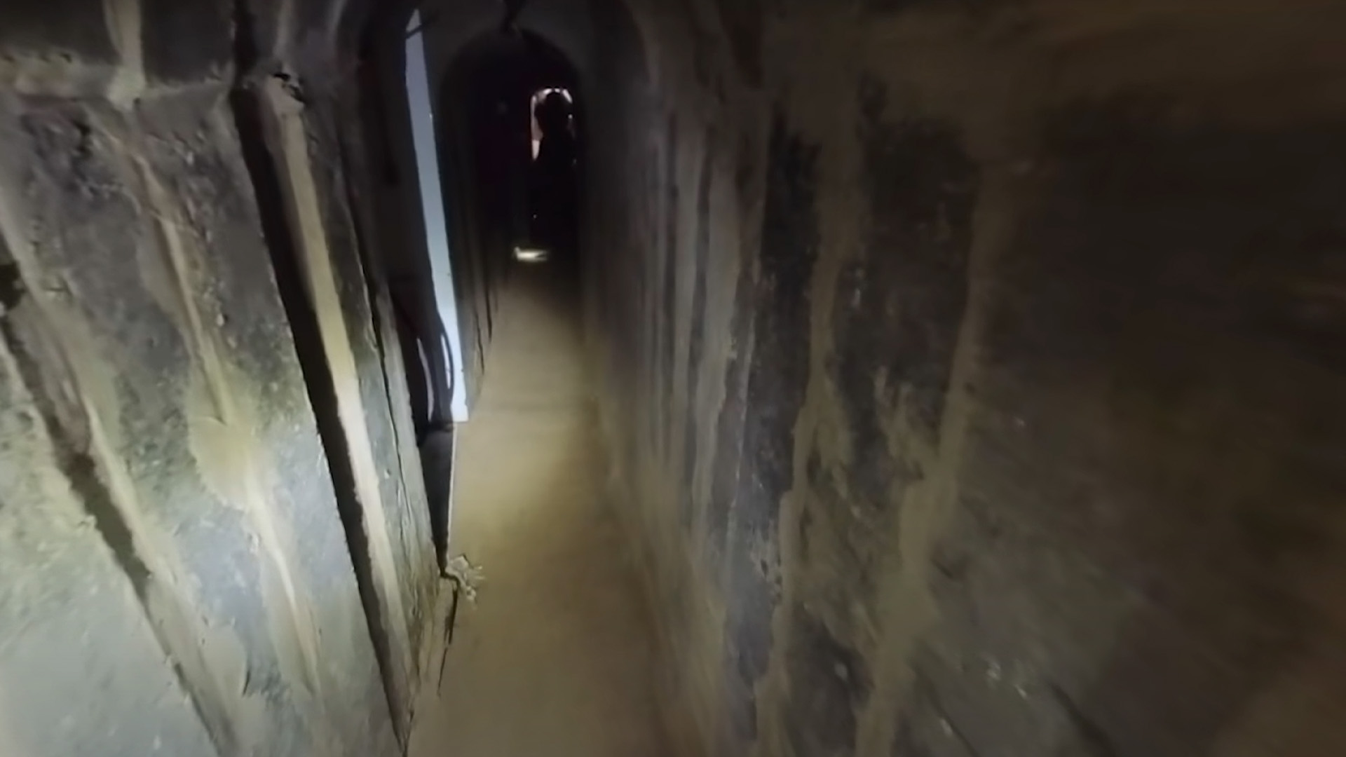 Ilyen a Hamász egyik alagútja 360°-os videón