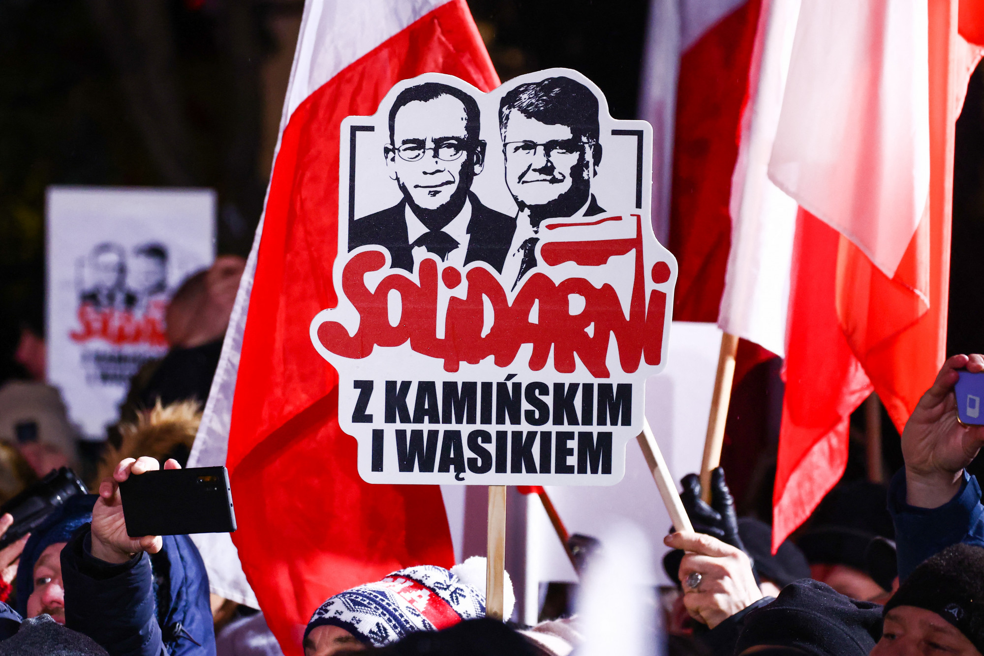 A lengyel példa megmutatja, hogy milyen borzalmasan nehéz lebontani egy autoriter rendszert tisztán és demokratikusan