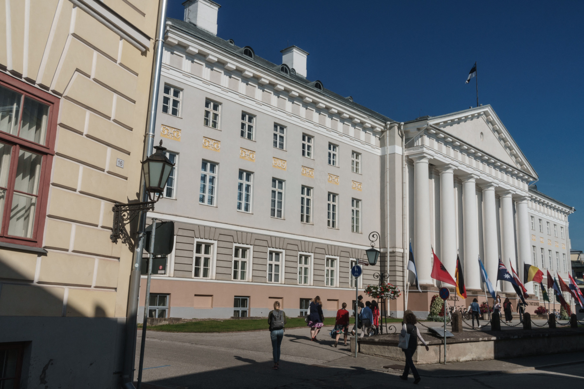 Kémkedéssel gyanúsítanak egy orosz egyetemi tanárt Észtországban