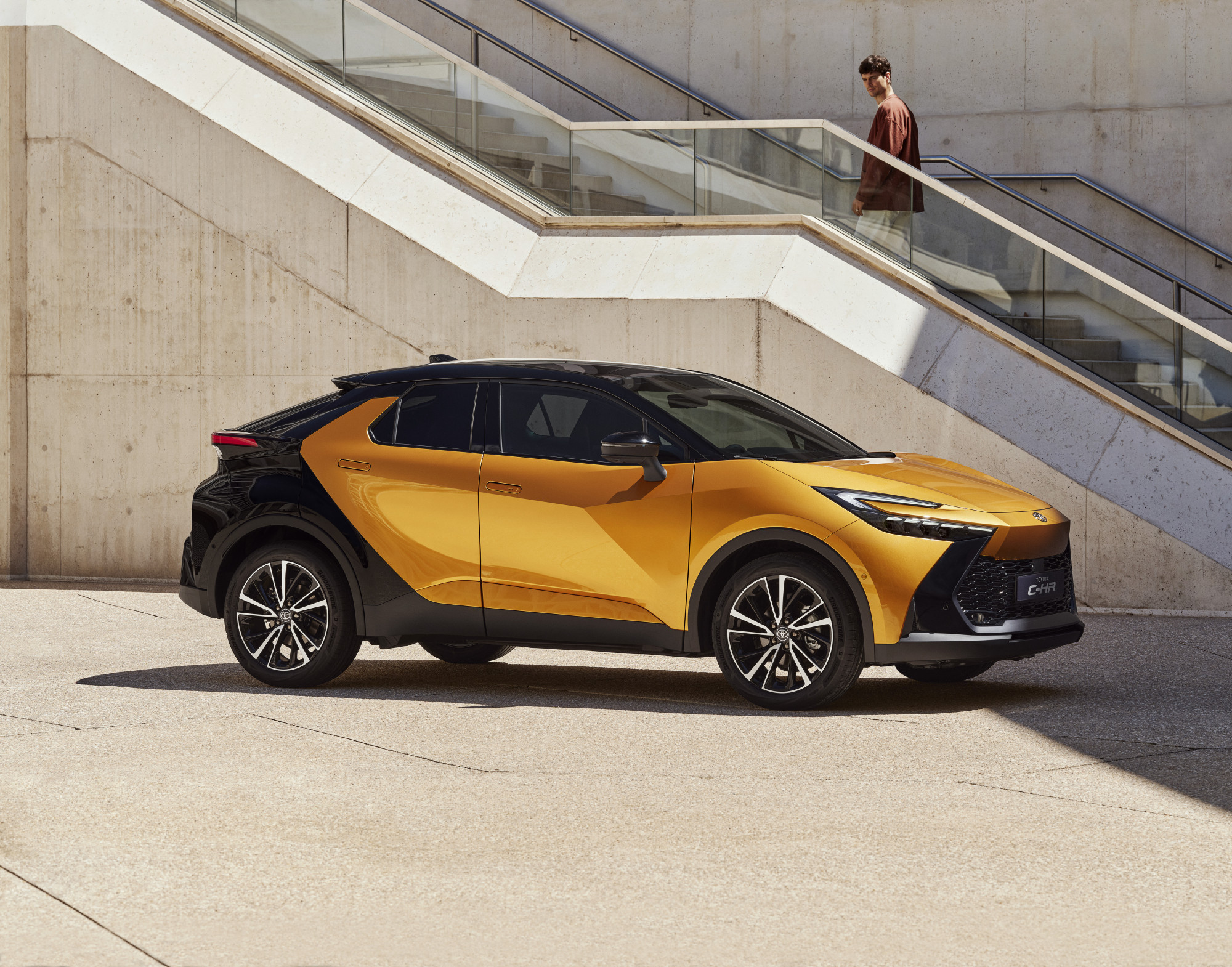 Az új Toyota C-HR