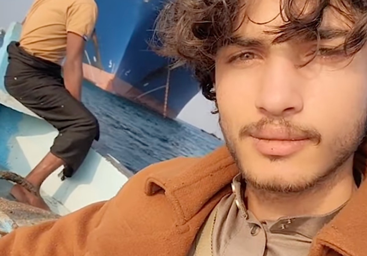 Egy tiktokozó, „dögös” húti kalózfiúért bomlik az internet
