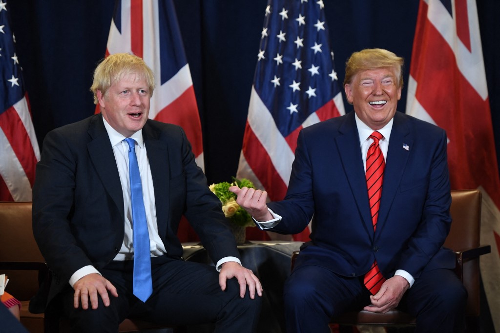 Boris Johnson szerint a világnak arra van szüksége, hogy Trump visszatérjen
