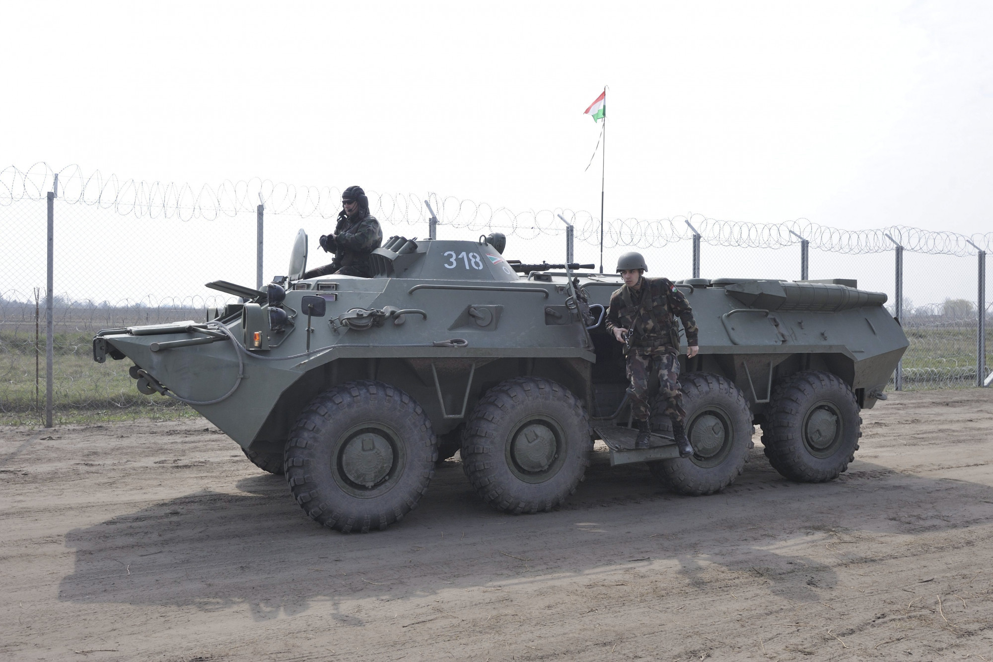A magyar honvédség Szerbiának passzolja le a kiszuperált orosz harcjárműveit