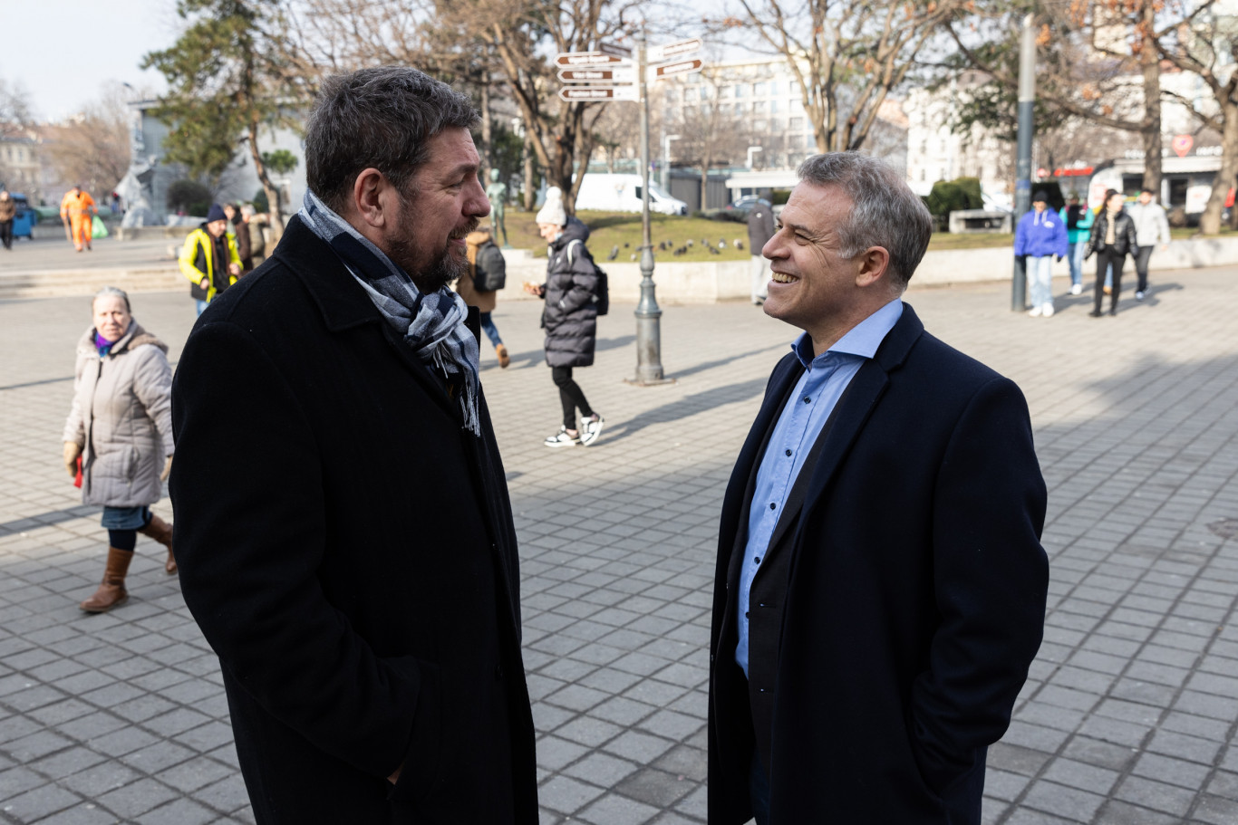 Visszalépteti jelöltjét az V. kerületben a Momentum, Juhász Pétert támogatják
