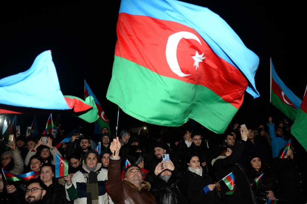 Orbán és Lukasenko gratulált elsőként az azeri diktátor választási győzelméhez