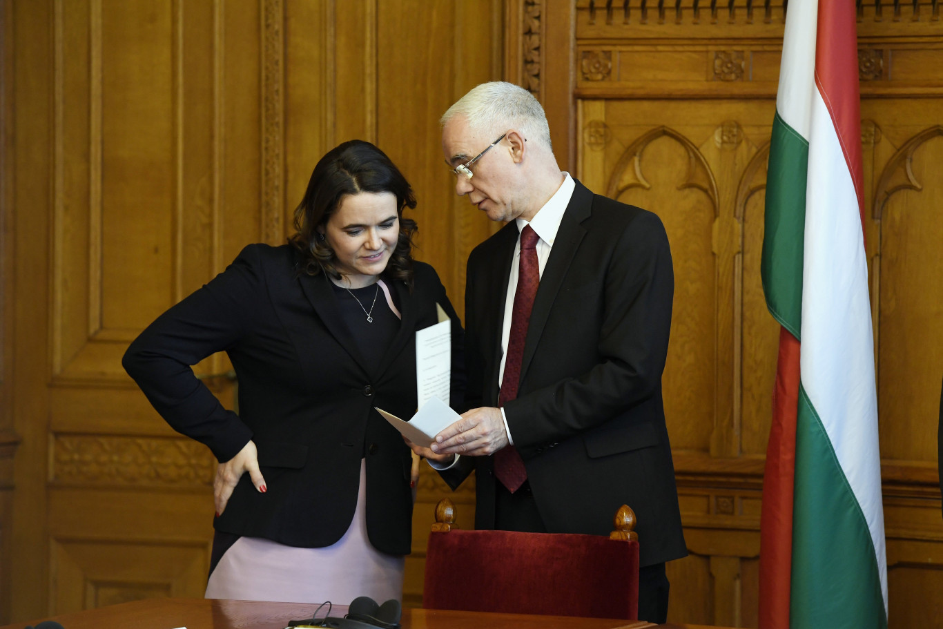 Balog Zoltán levélben sajnálkozik, hogy milyen nehéz lehet a híveknek elviselni mindazt, ami személyén keresztül az egyháza felé árad