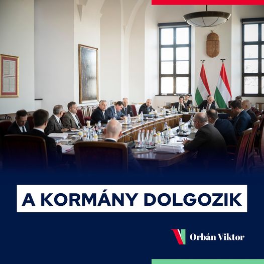 Hat nap után posztolt Orbán Viktor, összesen 2 szót, egyik sem az Ügyre vonatkozott