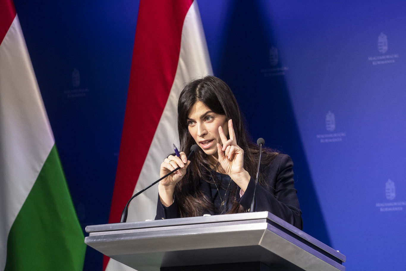 Egy wannabe Megafon videóval indította kampányát Szentkirályi Alexandra