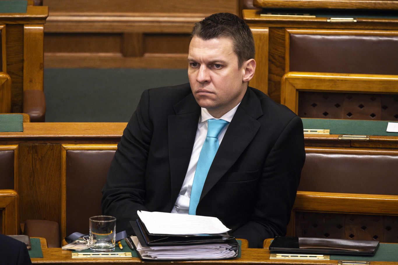 Menczer várja már, hogy kizárják a „békepárti” KDNP-s EP-képviselőket a „baloldali, háborúpárti Néppártból”